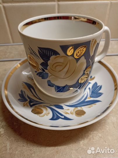 Бокал с блюдцем Вербилки