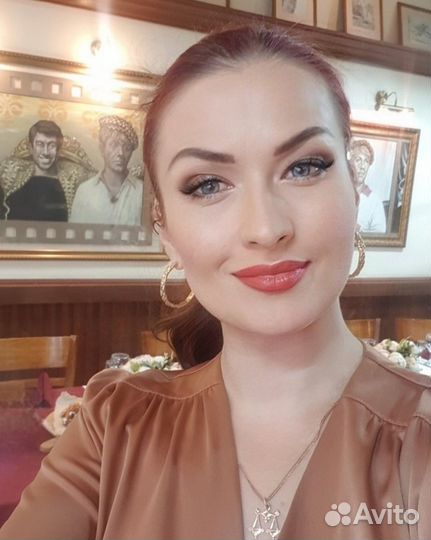 Педагог по голосу, сценической речи, актёрскому