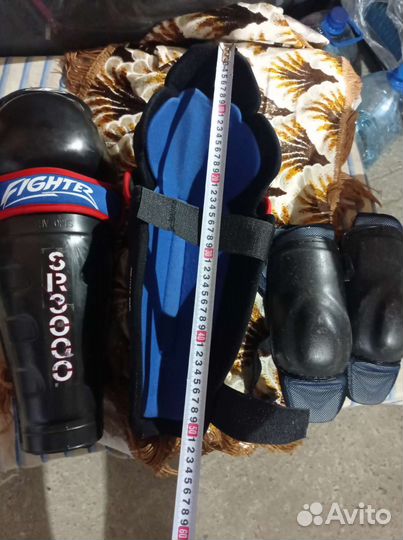 Нагрудник щитки 14 р