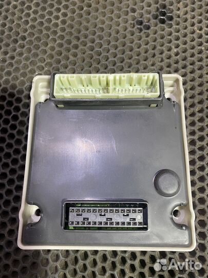 Блок управления bcm Jeep Liberty KJ Либерти