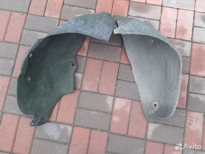 Подкрылок задний правый Faw Besturn b50