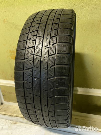 Yokohama Ice Guard IG50 215/55 R17 Q
