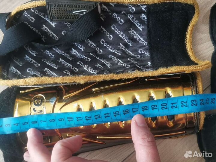 Щитки футбольные детские