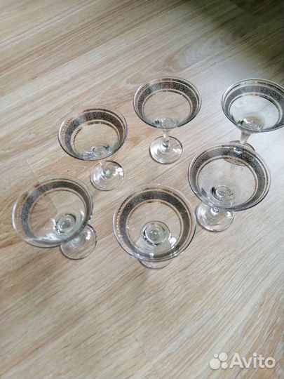 Набор столовой посуды новый