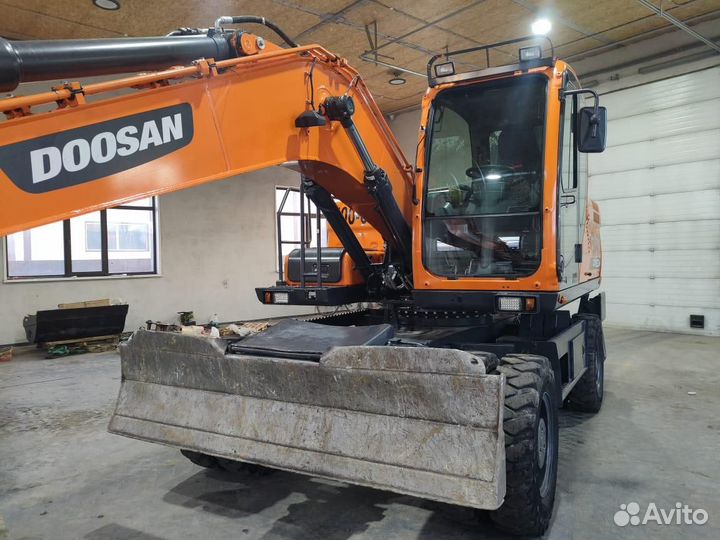 Колёсный экскаватор DOOSAN DX160W, 2021