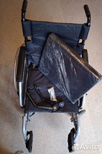 Инвалидная коляска абсолютно новая