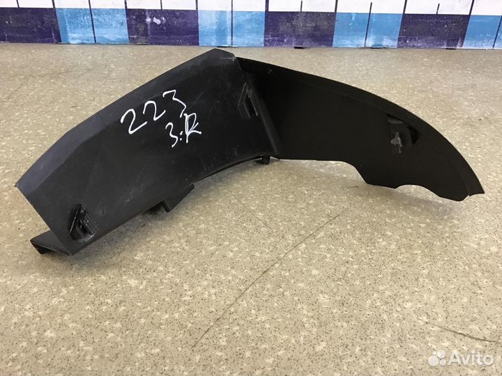 Накладка декоративная VW Touran 2010-2016