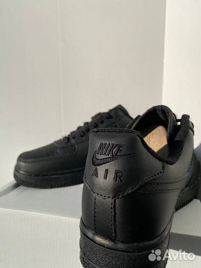 Nike air force 1 black