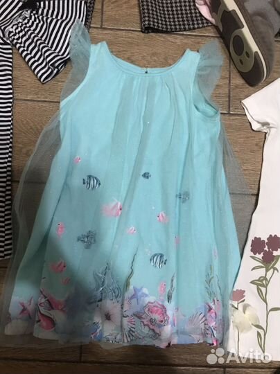 Пакет фирменых вещей и обуви на девочку 3-4 года