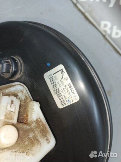 Вакуумник и гтц в сборе Renault Megane K4M 2008