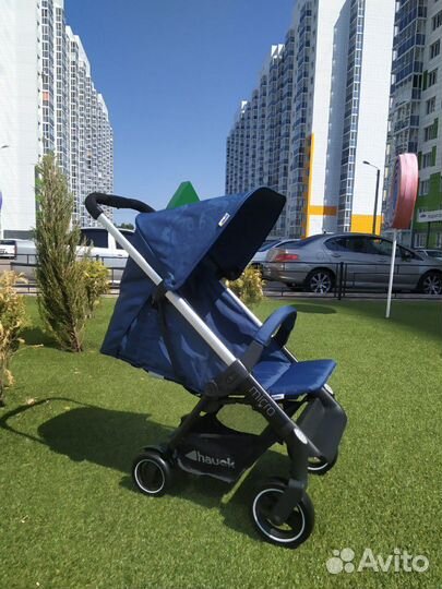 Новая прогулочная коляска Hauck Micro star