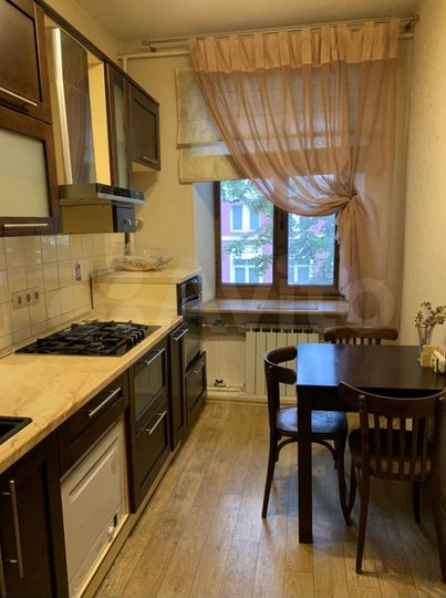 3-к. квартира, 62 м², 3/3 эт.