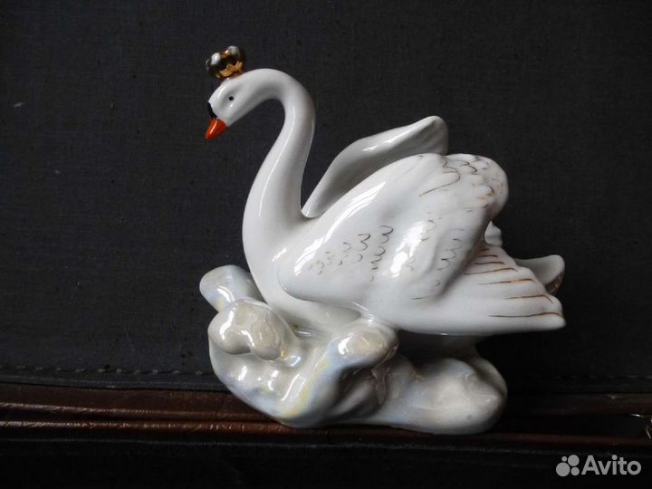 Статуэтка царевна лебедь Дулево фарфор