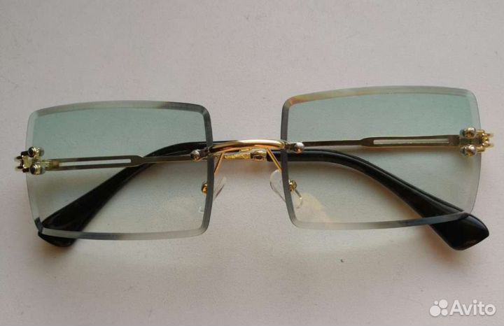 Солнцезащитные очки женские