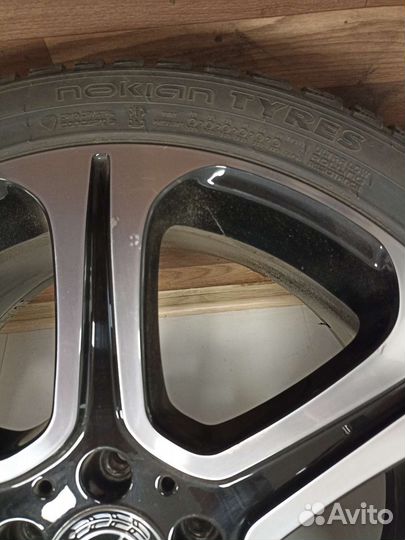Колесо с дисками Mercedes радиус 19 оригинал