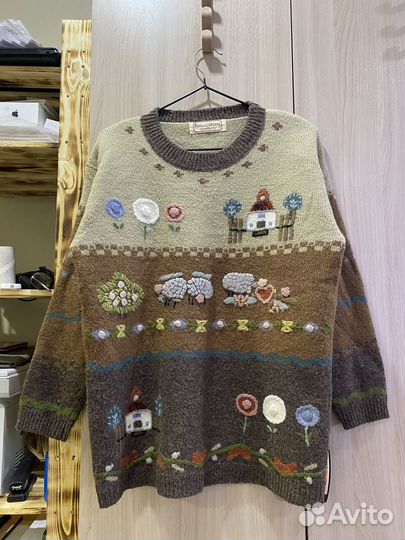 Винтажный шерстяной свитер с сюжетом handmade