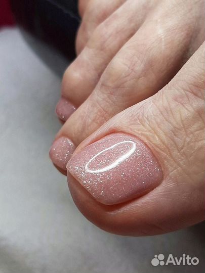 Ищу Модель на SMART Педикюр с покрытием