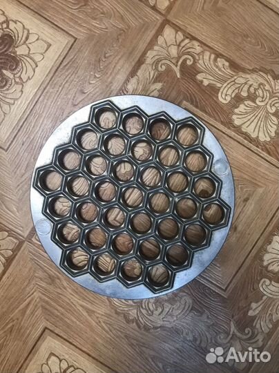 Пельменица и орешница