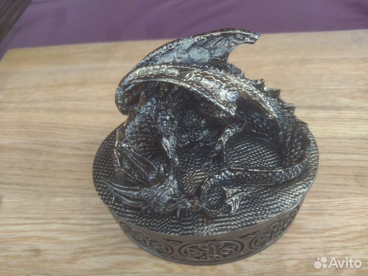 Шкатулка Дракон