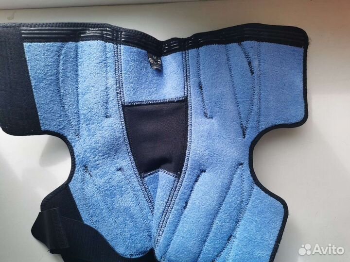 Бандаж на коленный сустав. Размер М