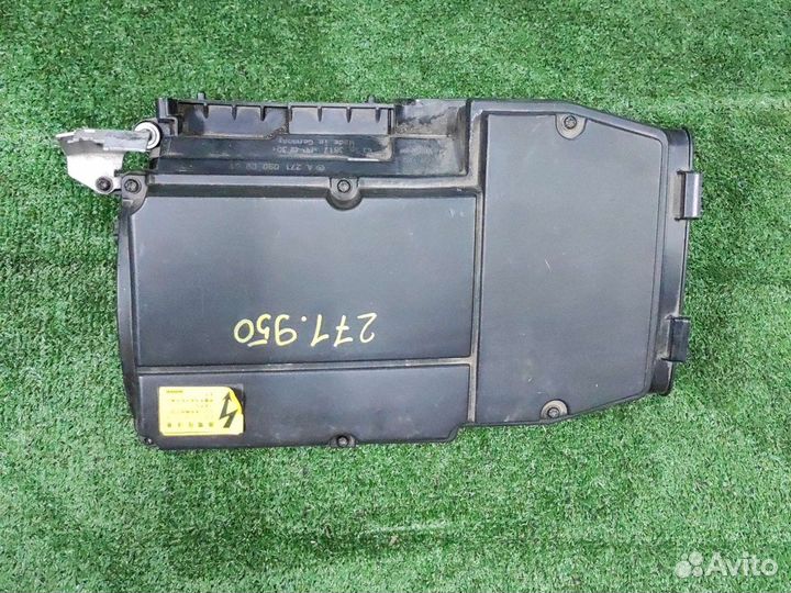 Корпус воздушного фильтра на Mercedes М271950