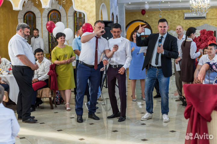 Ведущий (+ диджей )