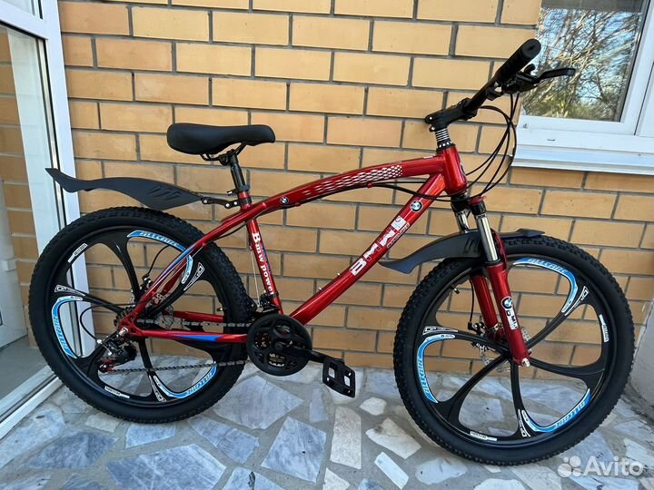 Велосипед на литых дисках BMW новый