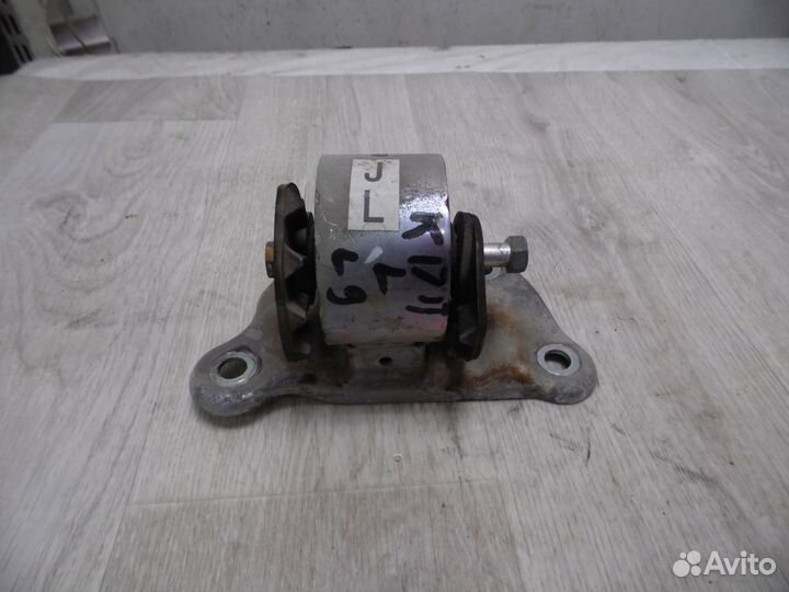 Опора двигателя левая Mitsubishi Lancer 9