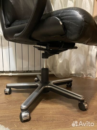 Компьютерное кресло