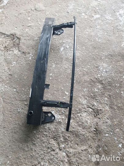 Hyundai solaris 2 усилитель переднего бампера