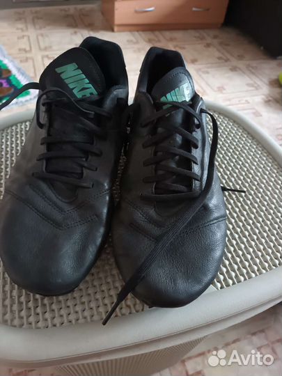 Футбольные бутсы nike tiempo