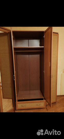 Комплект шкафов. Угловой. С ротангом и зеркалом