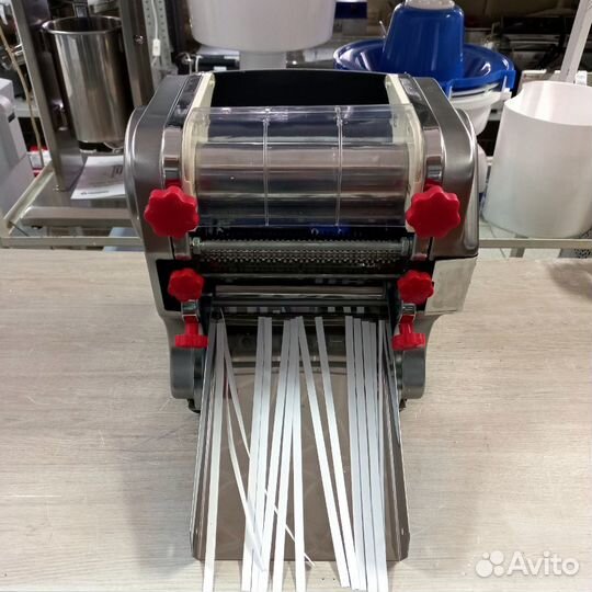 Тестораскатка лапшерезка электрическая