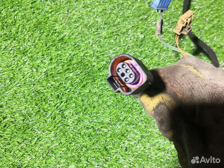 Проводка задней правой двери fabia 1