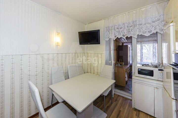 3-к. квартира, 76 м², 2/9 эт.