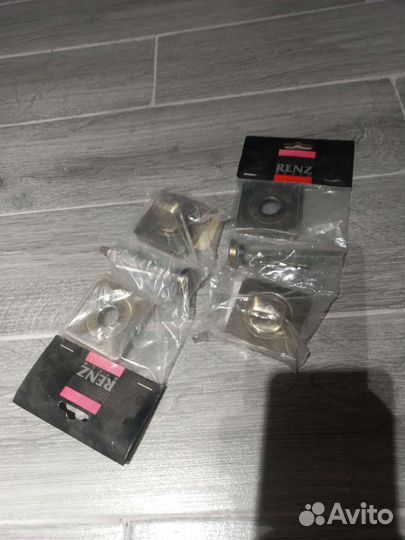 Ручки дверные, завертки, замки врезные