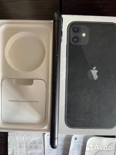 iPhone 11, 64 ГБ