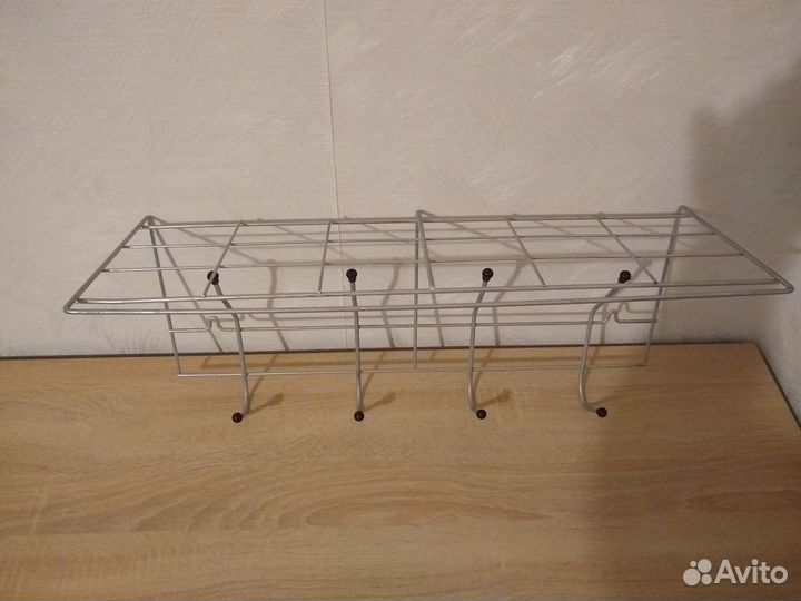 Вешалка в прихожую