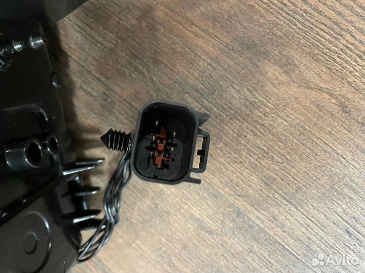 Фонарь задний левый Land Rover Evoque 15-18 г LED