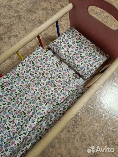 Кровать для кукол