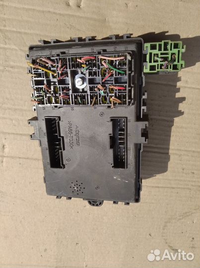 Блок предохранителей Шевроле Авео Т250