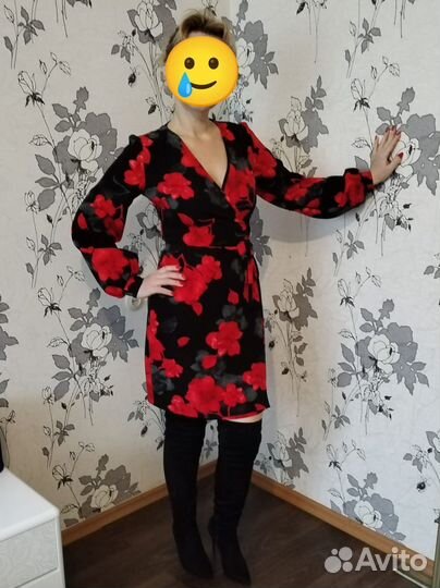 Платье женское