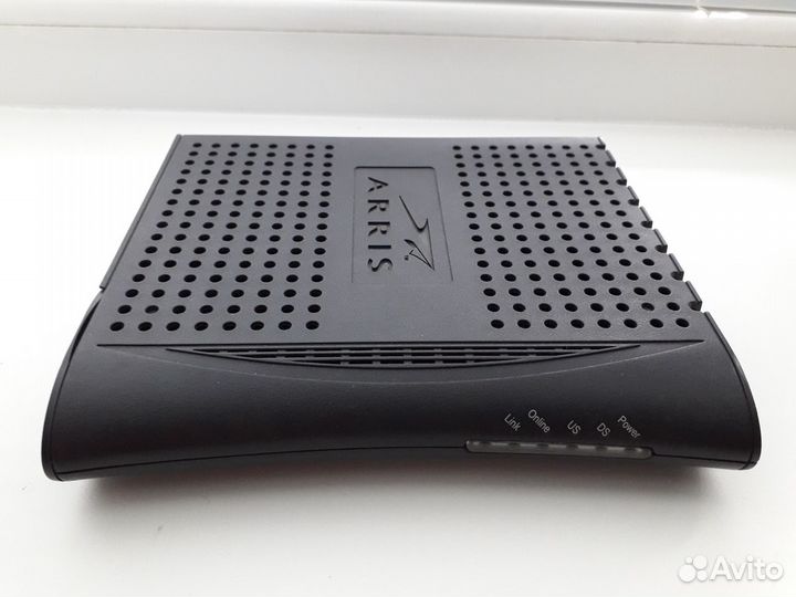 Кабельный модем Arris CM550B
