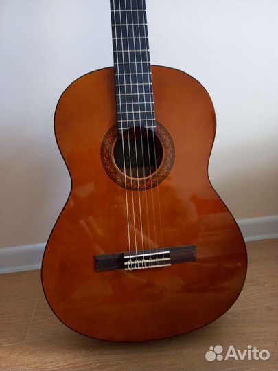 Акустическая гитара yamaha c40