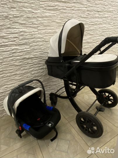 Коляска 3 в 1