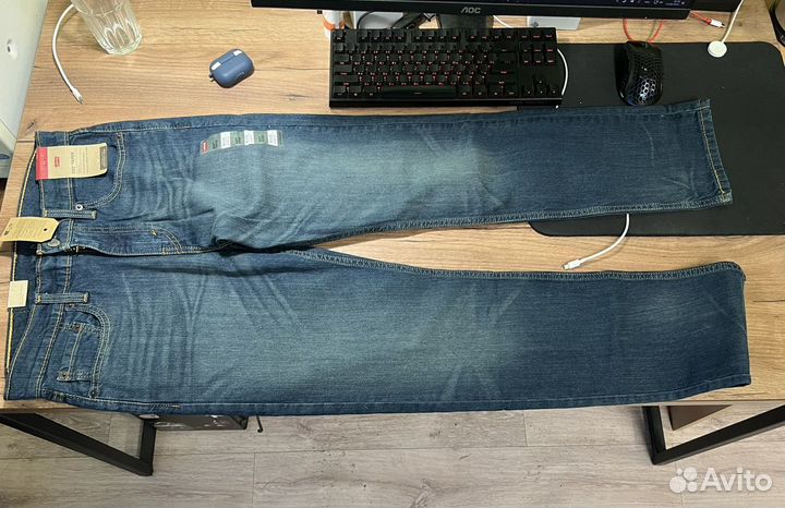 Джинсы Levis 502 новые 30/32