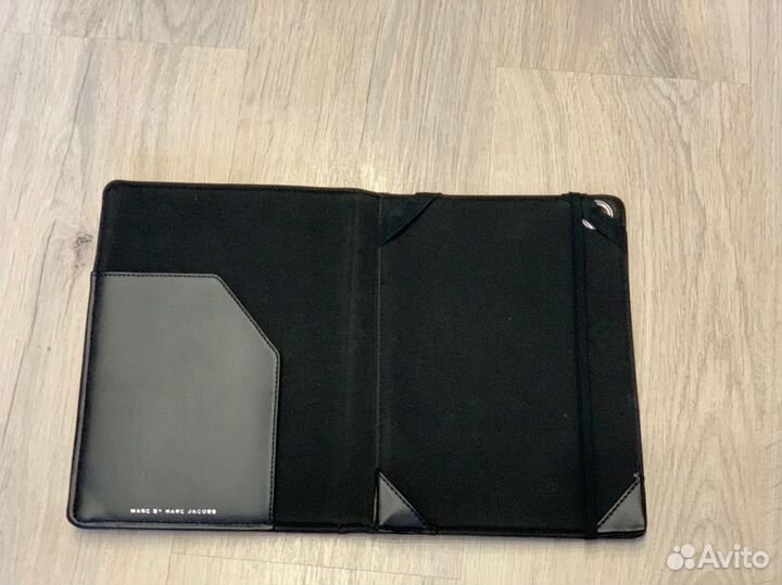 Папка чехол для iPad Marc Jacobs