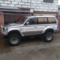 Mitsubishi Pajero 3.5 AT, 1992, 300 000 км, с пробегом, цена 850 000 руб.