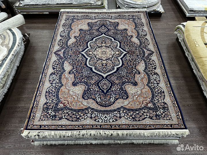 Ковер 2.4 х 3.3 Isfahan