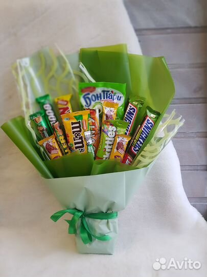 Сладкий букет из шоколадок